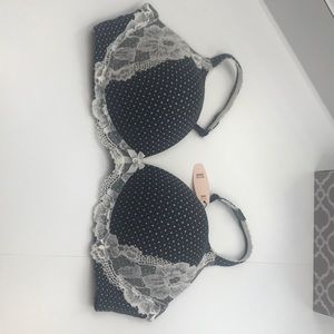 NWT Victoria’s Secret Black lace and polka dot bra